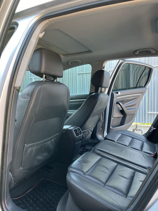 Volkswagen Golf .