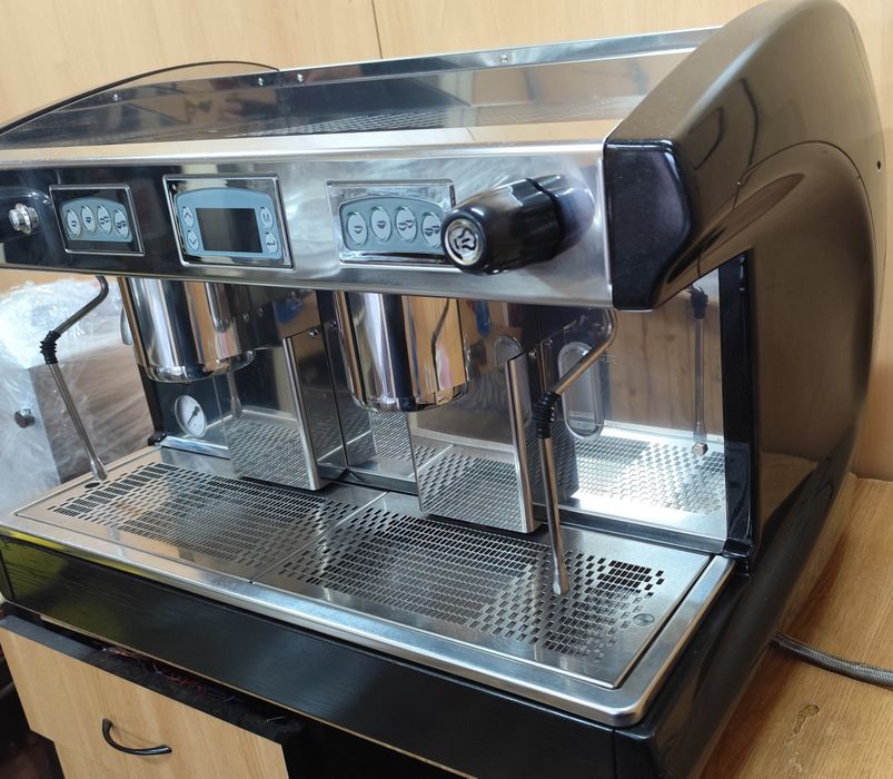 Vand espresor profesional Astoria Forma