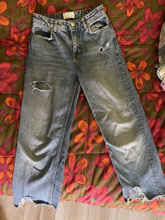 Blugi cropped talie inalta Bershka