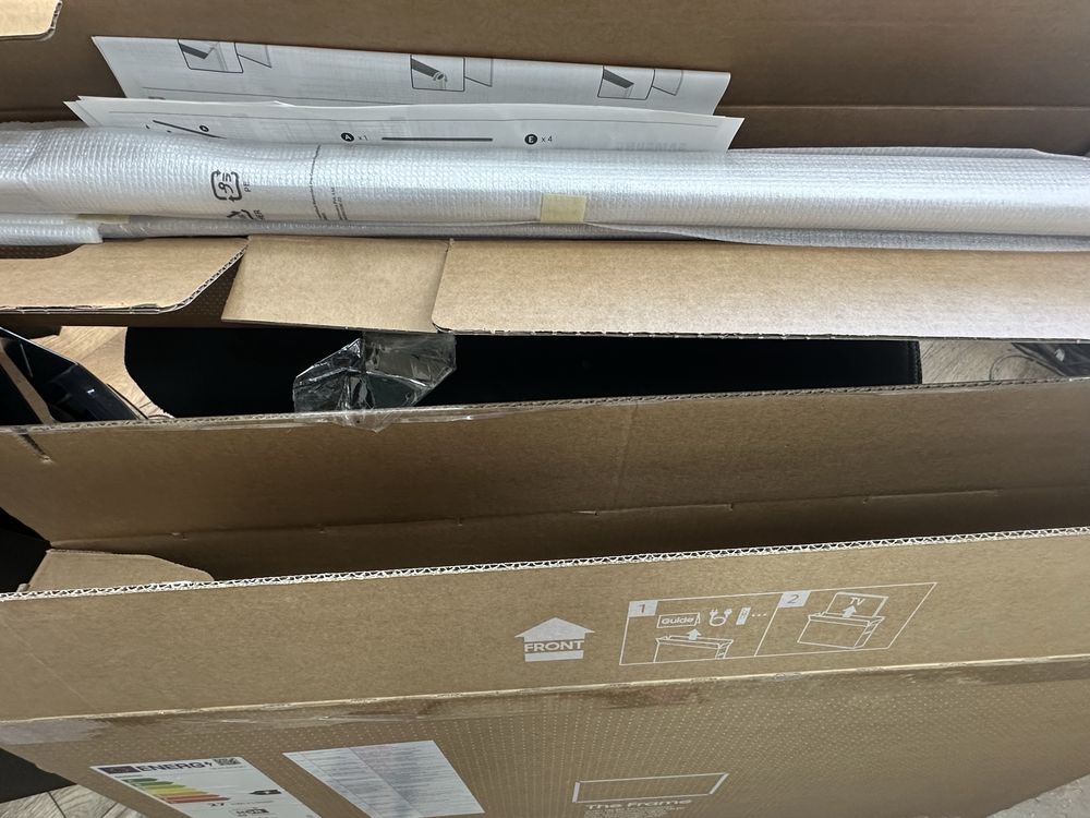 Телевизор Samsung Qe-32ls03 Qled Smart tv The frame Гаранция!