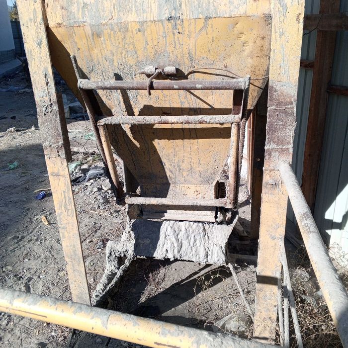 Казан подйомник для раствора