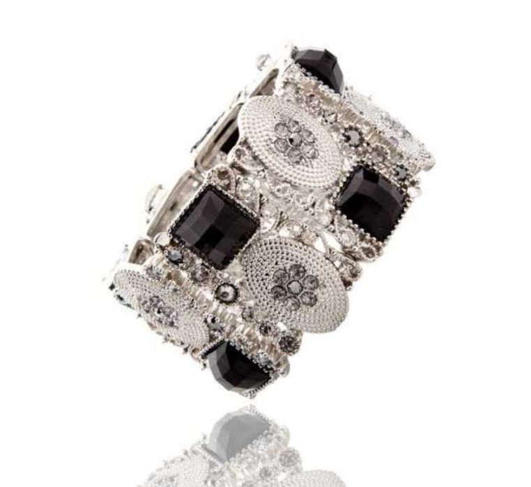 Луксозна дамска гривна BAGUE A DAMES