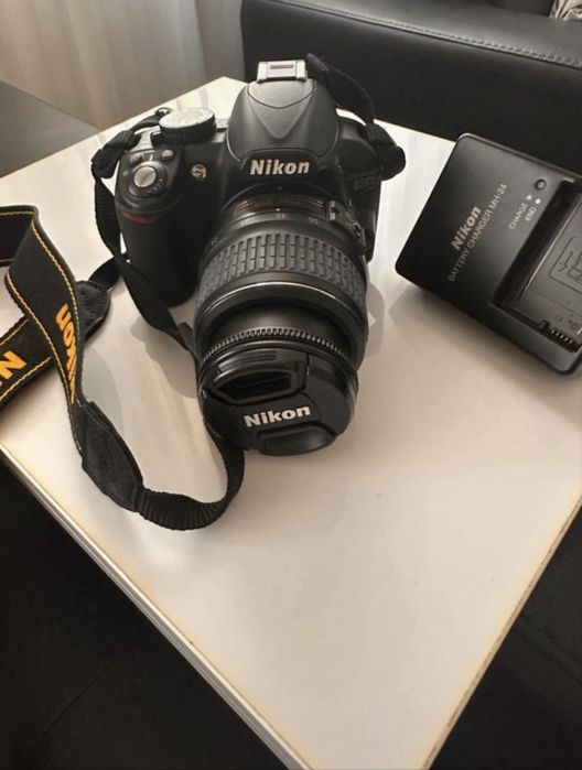 Nikon D 3100 DSLR