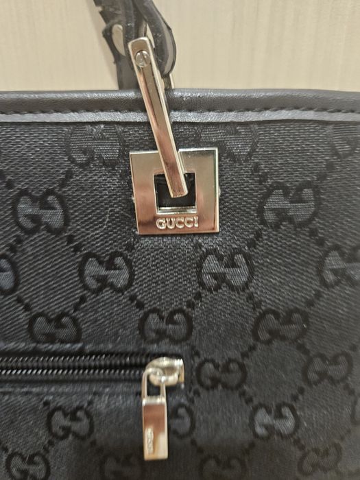 Geanta Gucci eleganta si superba.