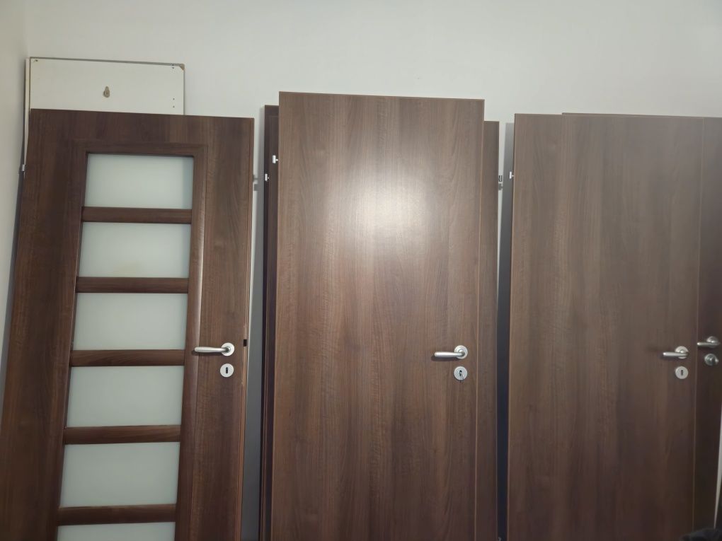 Нови интериорни врати без каси.