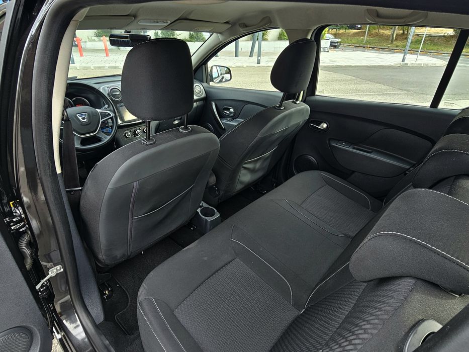 Dacia Sandero GPL de fabrica, Navigatie, Pilot Automat