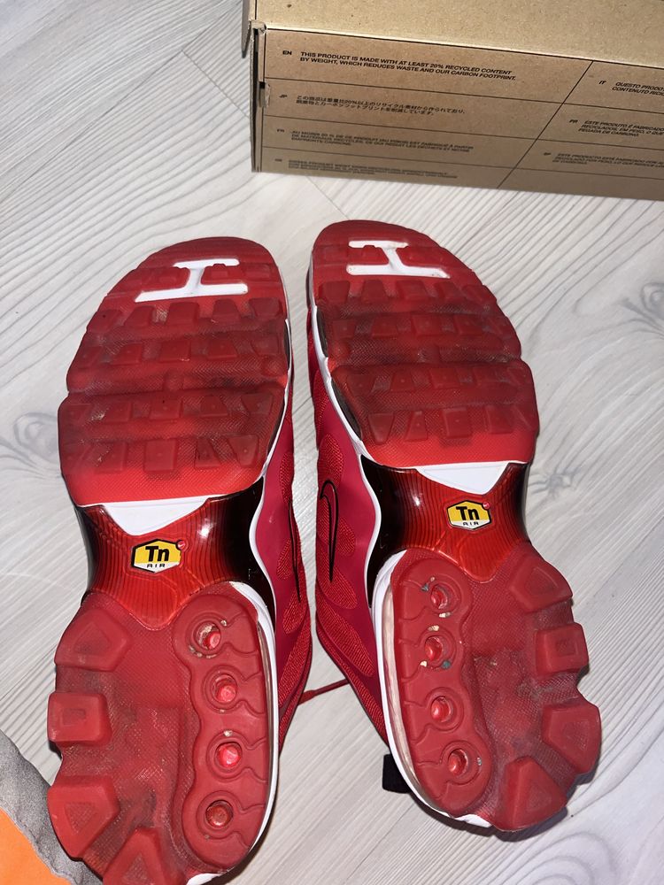 nike tn ultra red