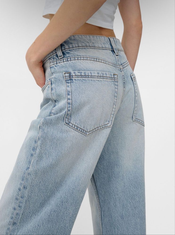 Нови дамски дънки Bershka