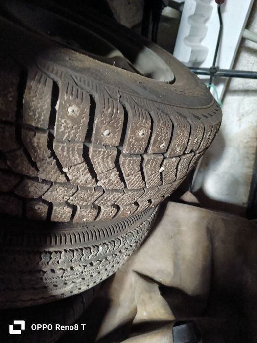 Продам 4 колеса зимние с дисками