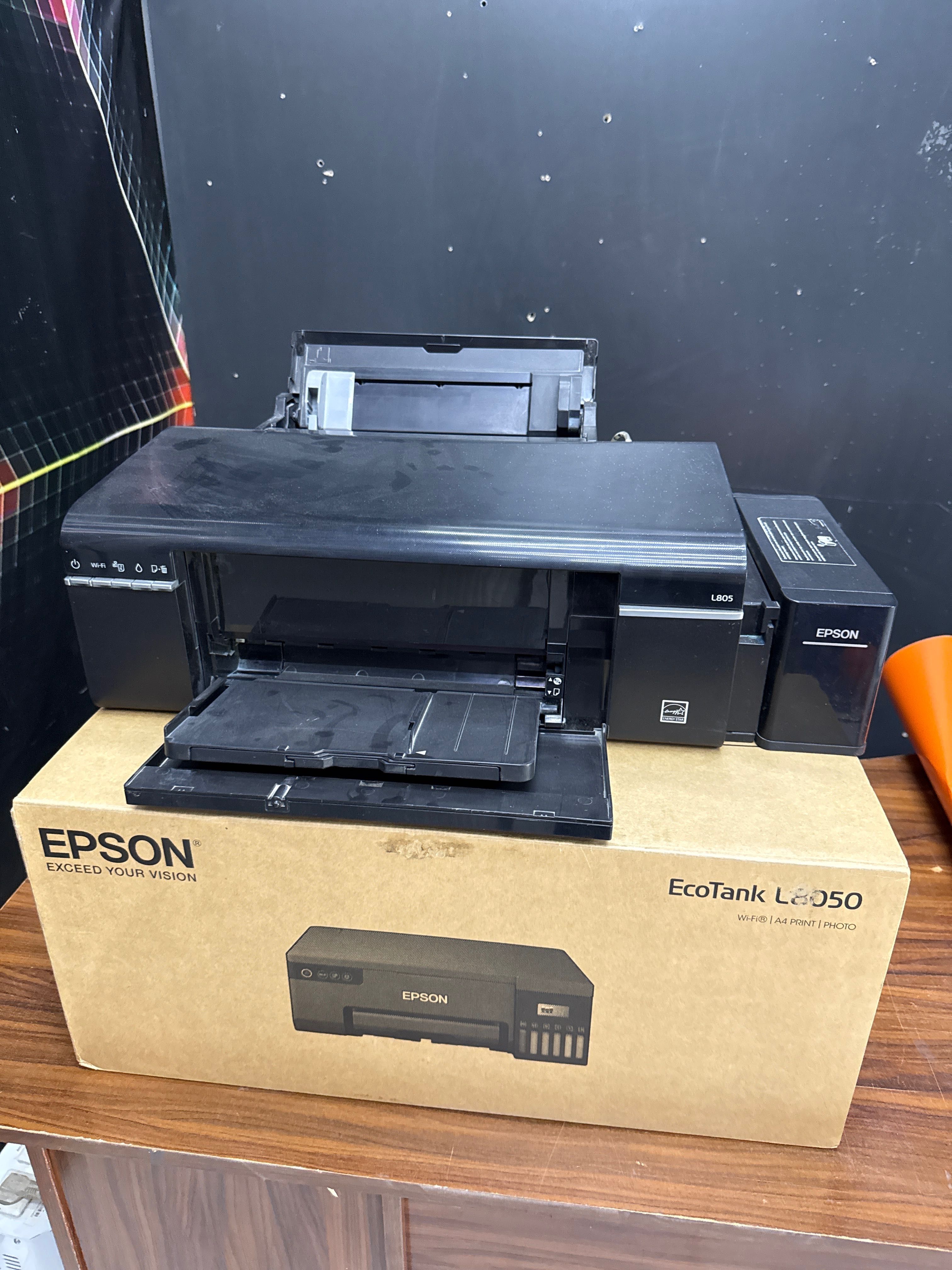 Epsom l805 sotiladi