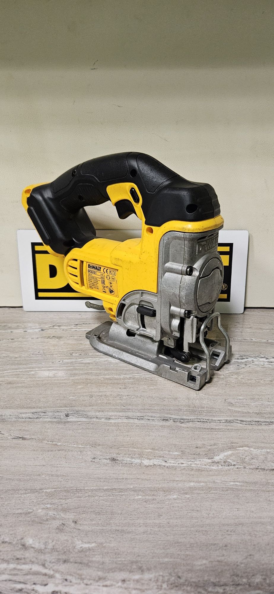 Dewalt Зеге DCS331 18V.