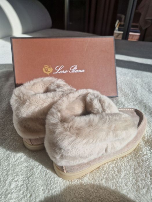 Боти естествен косъм loro piana