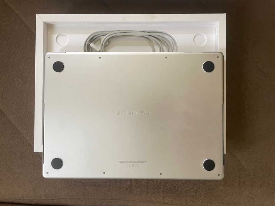 14" M1 MacBook Pro A2442 (2021 г.) Silver — миниатюра 9