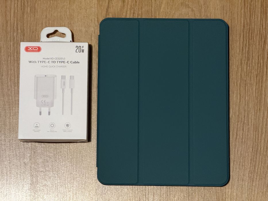 Tableta Apple iPad Air (2020) Gen.4 Cellular 64GB husa si incarcator