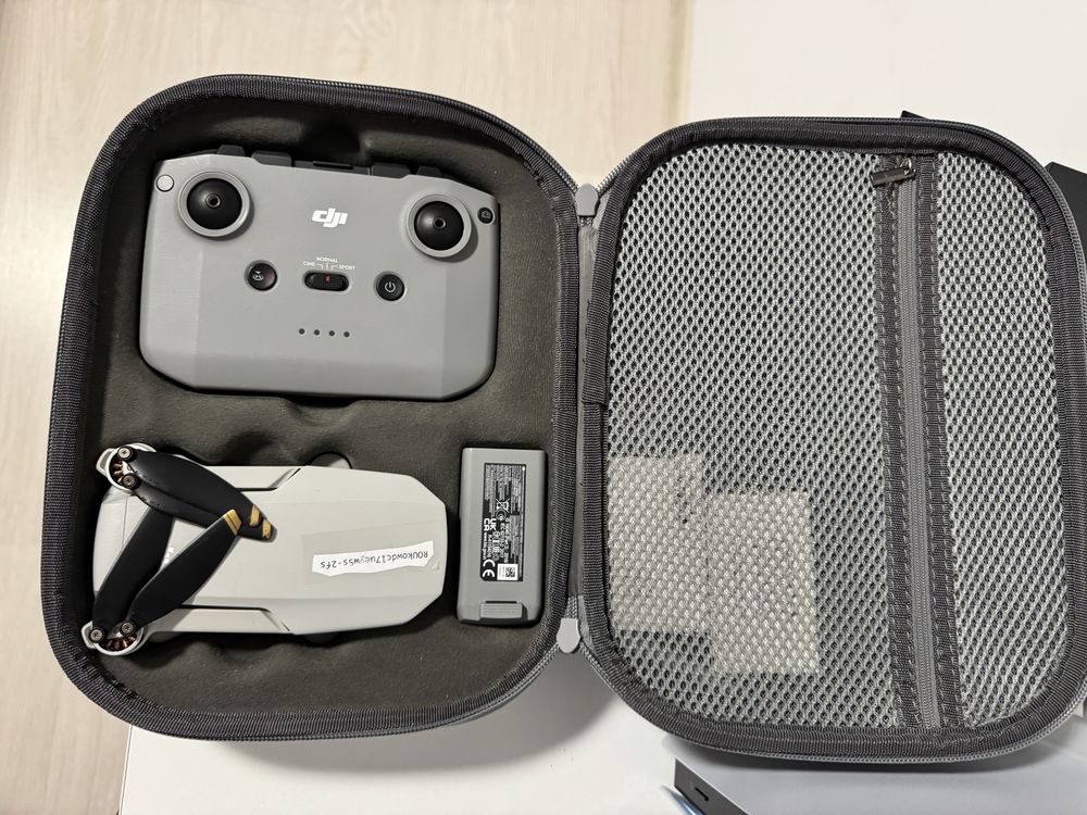 Vand drona DJI mini 2 se