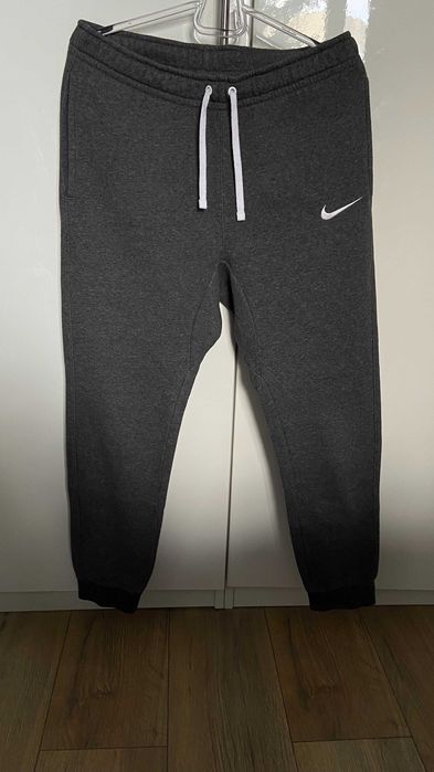 Мъжко долнище Nike S