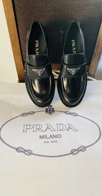 Prada loafers originali