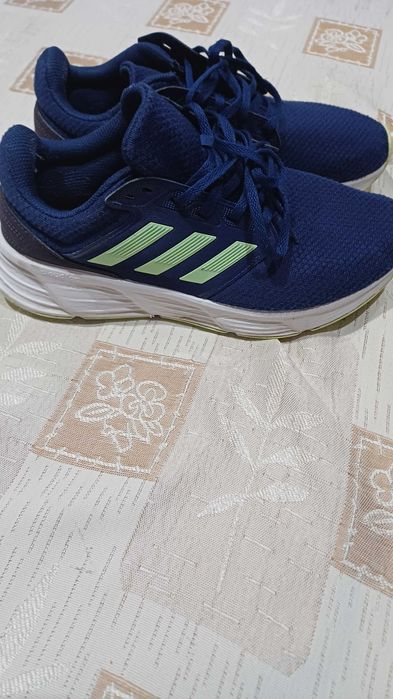 Маратонки Adidas