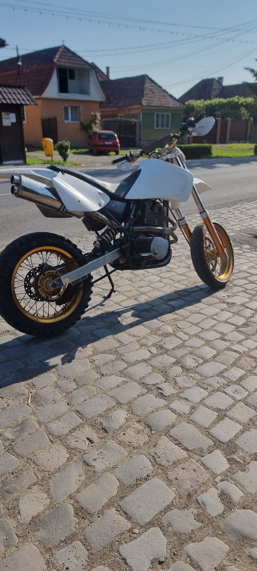 Vind sau schimb.  motor rotax an 2001 de 600 acte de Anglia .