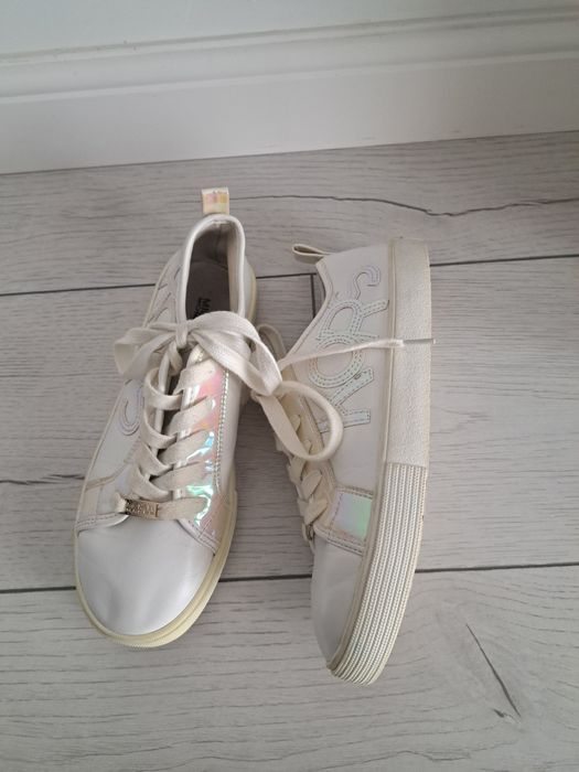 Adidasi michael kors marimea 34 cu 21.5  cm