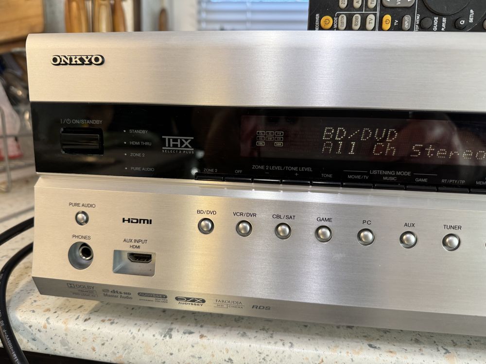 Onkyo TX-NR708 ресивър