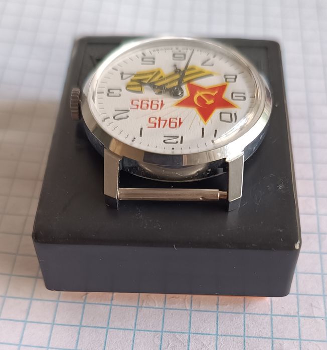 Часы наручные Победа юбилейные ,редкость