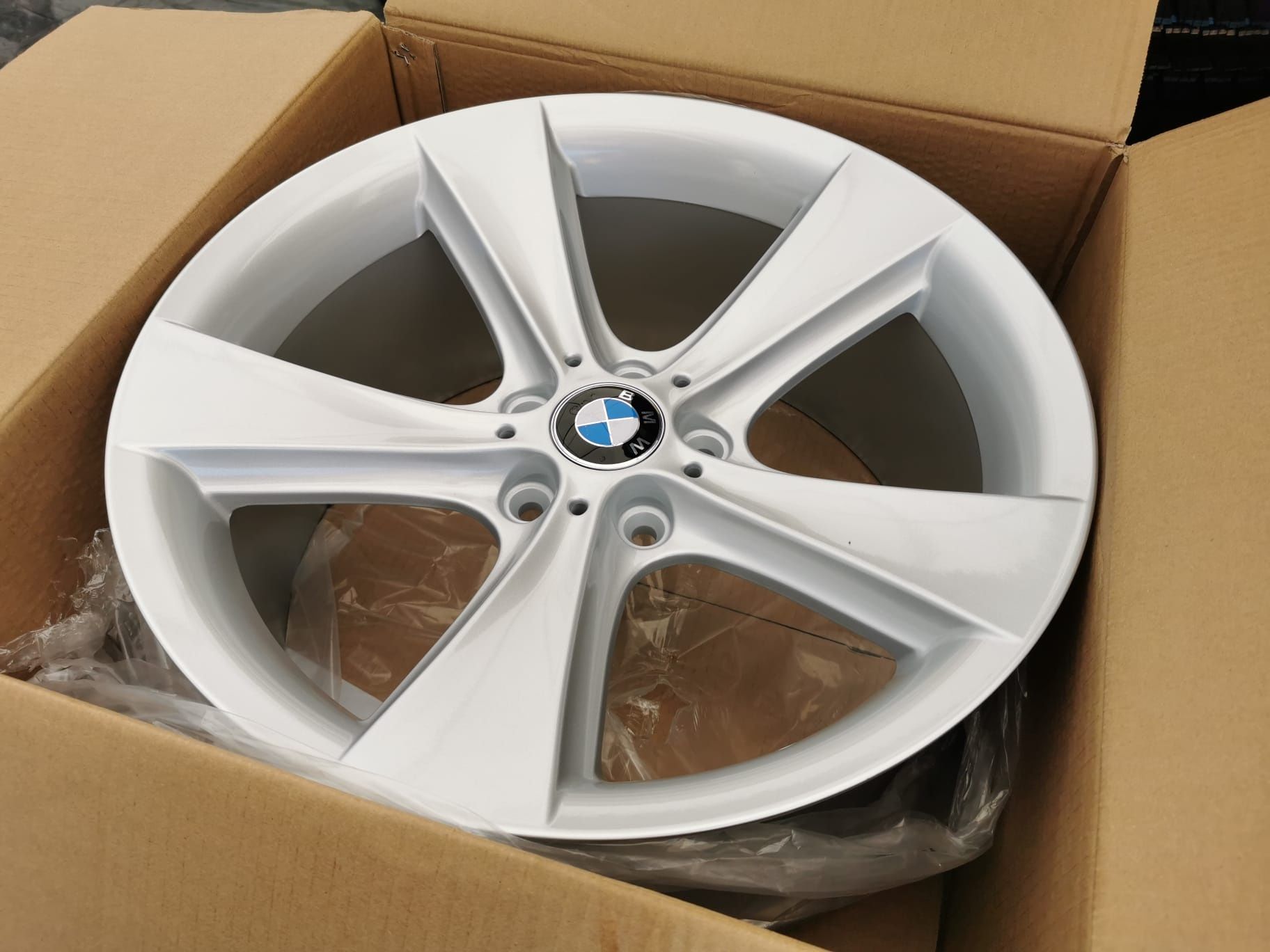 Vand jante de aliaj pentru Bmw pe 19 marca carbonado mondel concaver