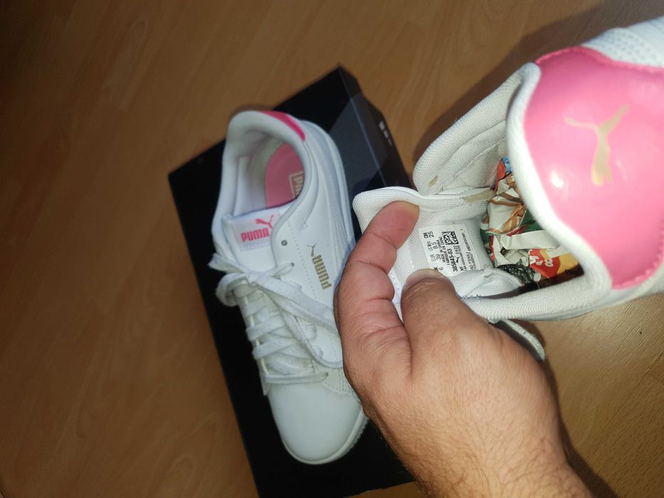 Adidasi de dama originali Puma Vikky Lopro marime 39 in stare ca Noi