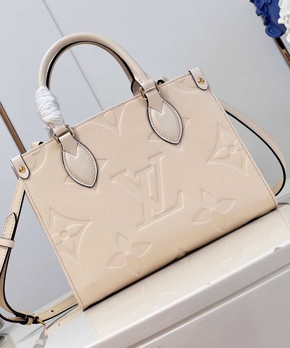 Geanta Louis Vuitton Onthego 25cm, ivory, tip Premium