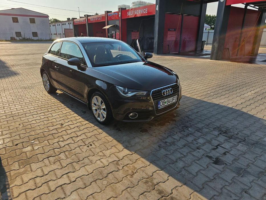 Audi A1 Vand Audi A1 2011 1.6 TDI 105cp