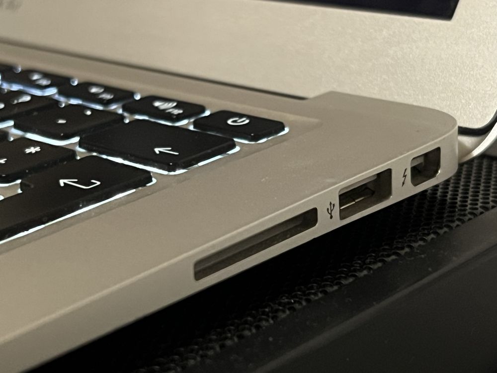 Като Нов Apple Macbook Air 13 - 256gb 8g 100% Батерия