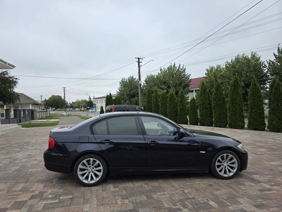 Bmw 318i automat Facelift 2009 UK