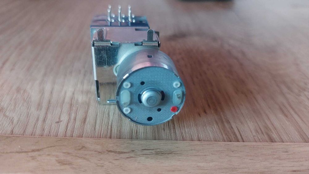 ALPS  Potențiometru cu motor stereo 0.05 W 10 kΩ ALPS
