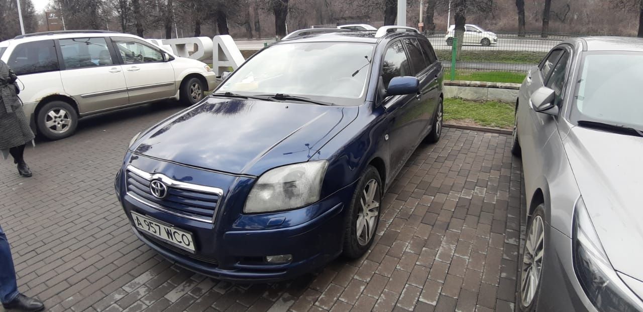 Toyota Avensis 2004