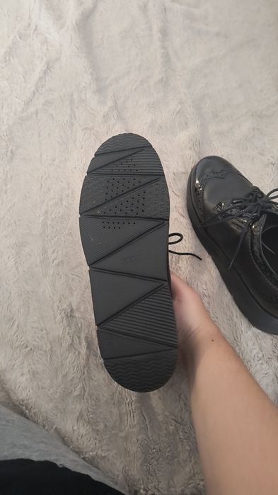 Pantofi Geox tip Oxford