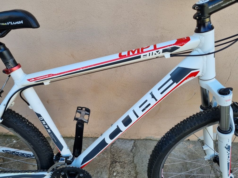 Bicicleta Cube Aim CMPT 26 + anvelope noi + mansoane noi