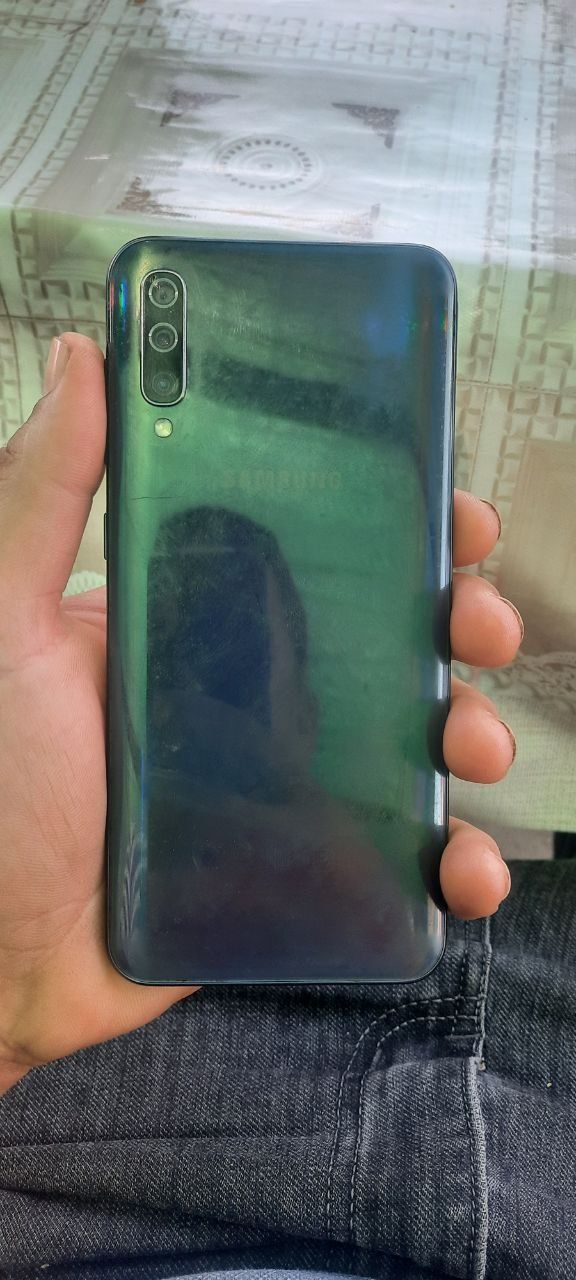 Samsung A50 karobka dakument