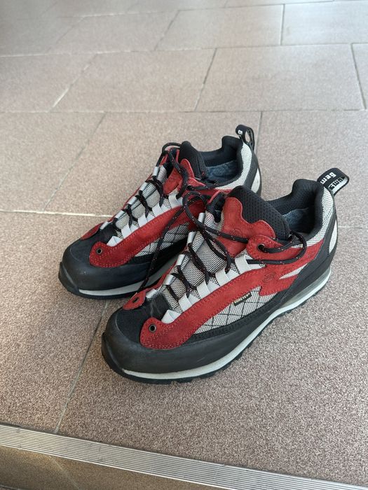 Hanwag trekking shoes marimea 38