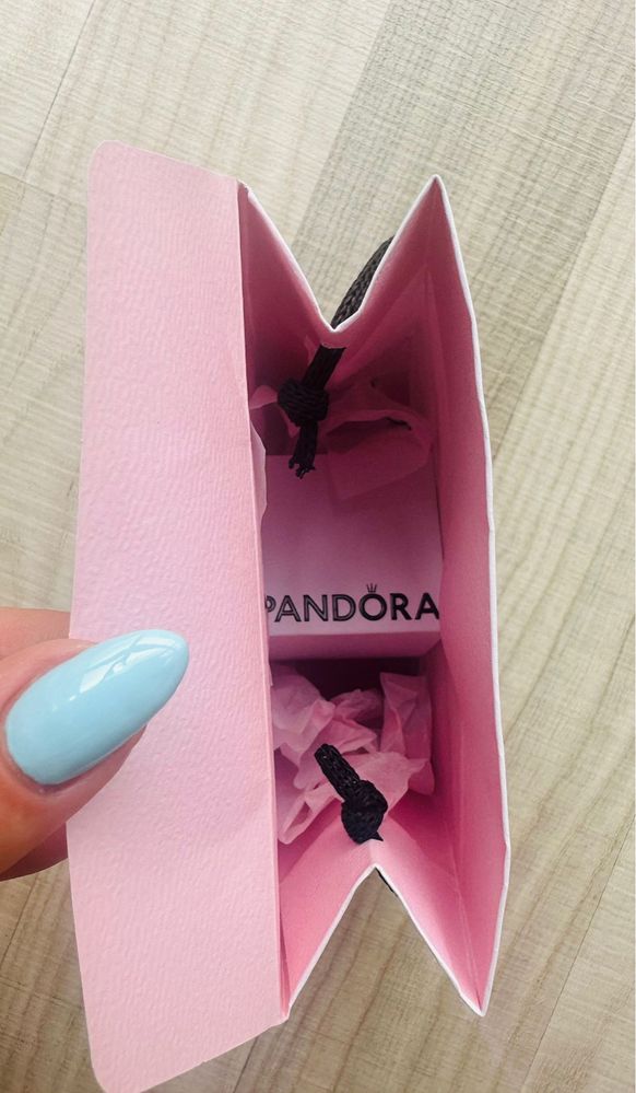 Cercei Pandora.