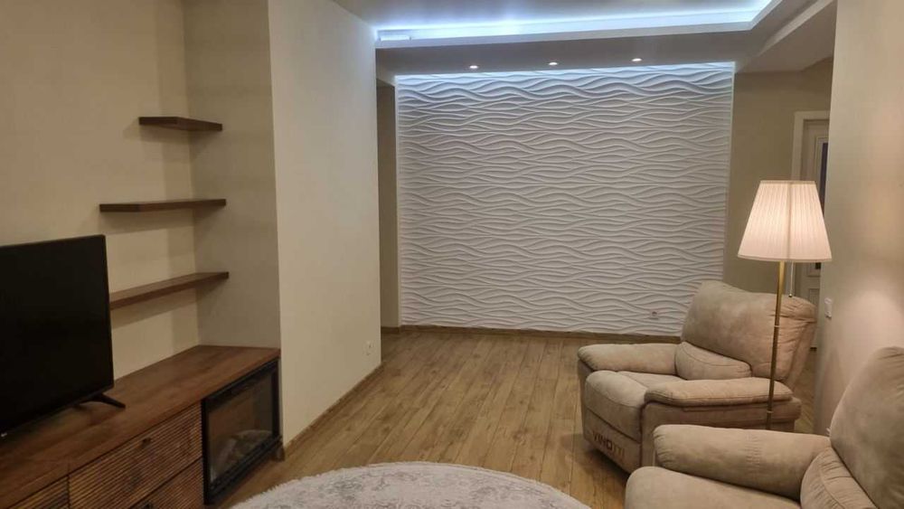 Двустаен имот в Център - НДК