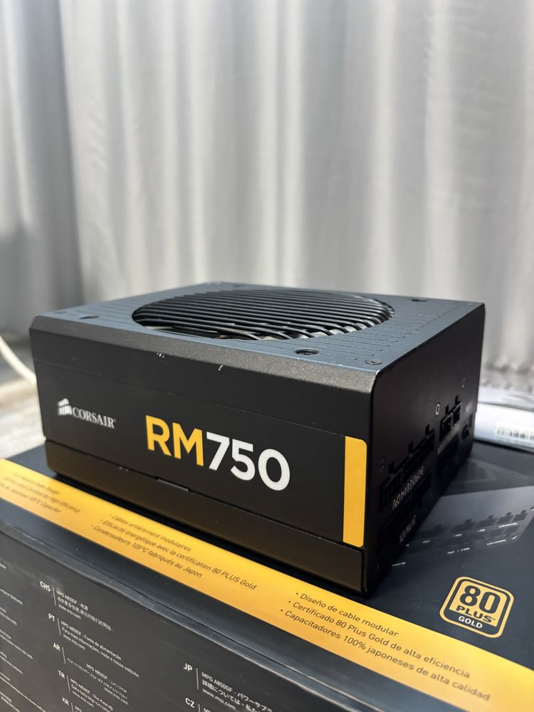 Бял геймърски компютър RYZEN 5600G, RTX3060Ti, 16 Ram, 512 Ssd, 750W