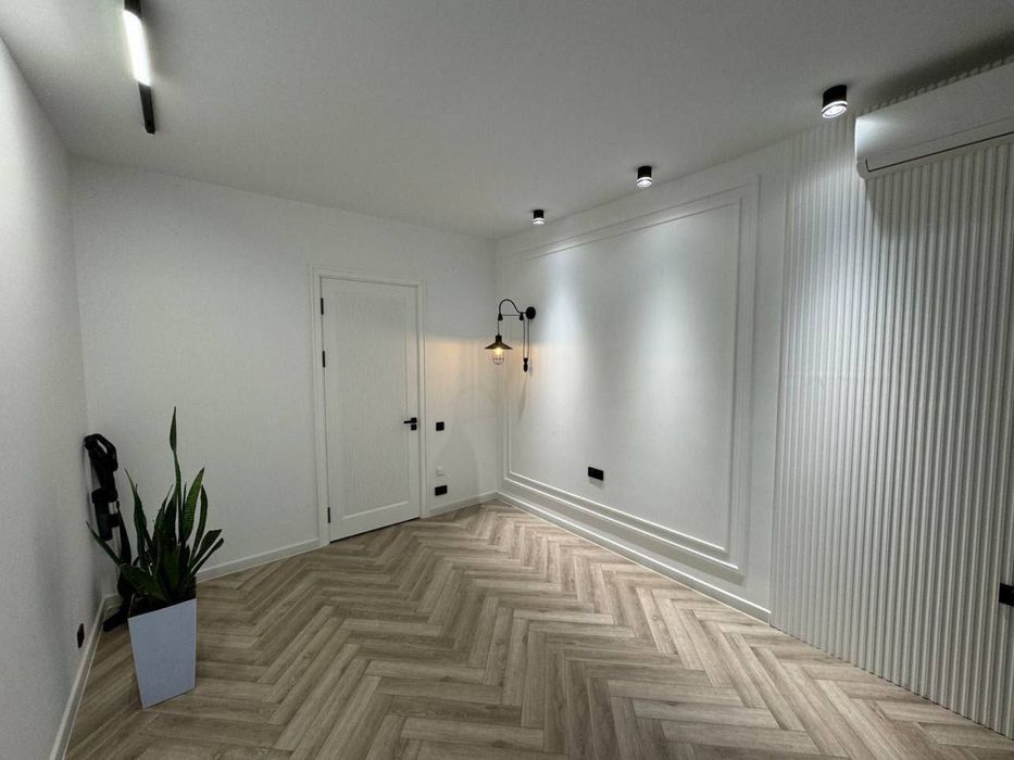 Юнусабад 14, 2/1/4 евро ремонт, балкон 2*6