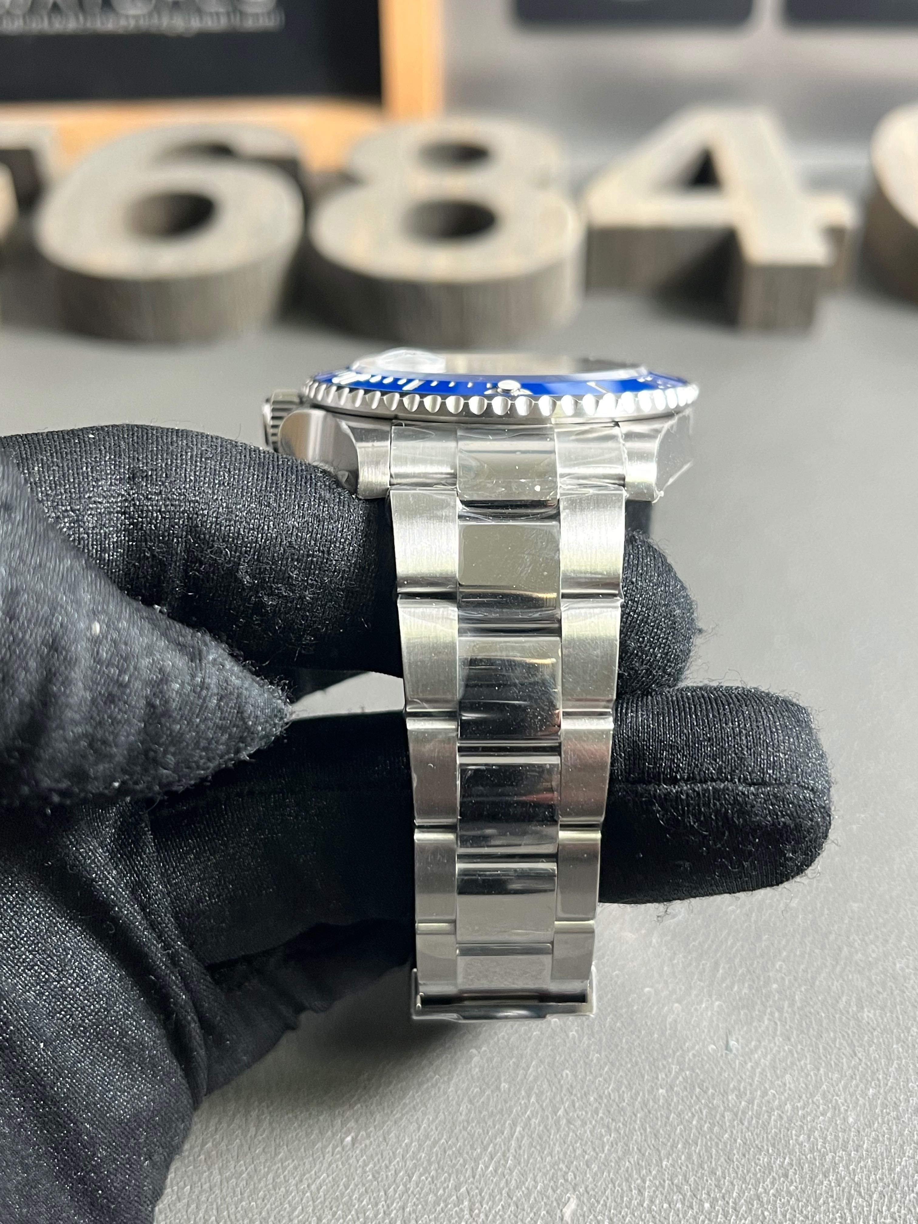 Rolex Submariner | Модифициран | 126619LB “Cookie Monster” 41mm VS3235