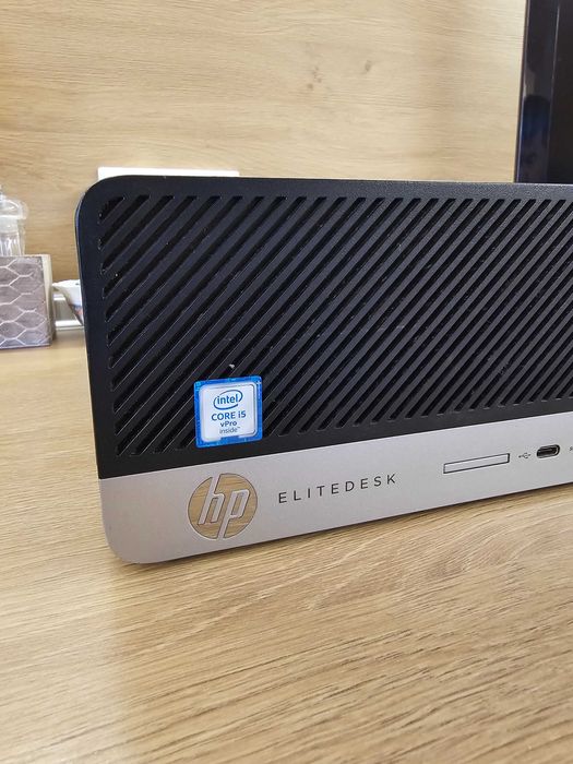 Компютър HP 800 SFF Elitedesk G3 i5/128GB ssd/8 ram