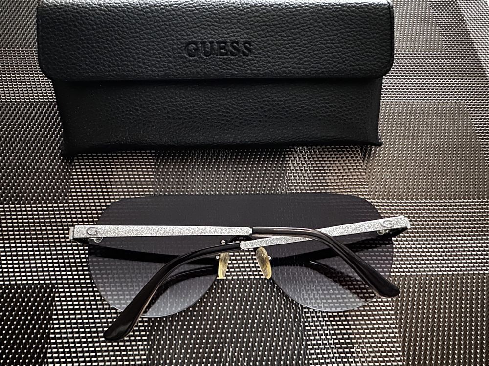 Слънчеви очила Guess нови