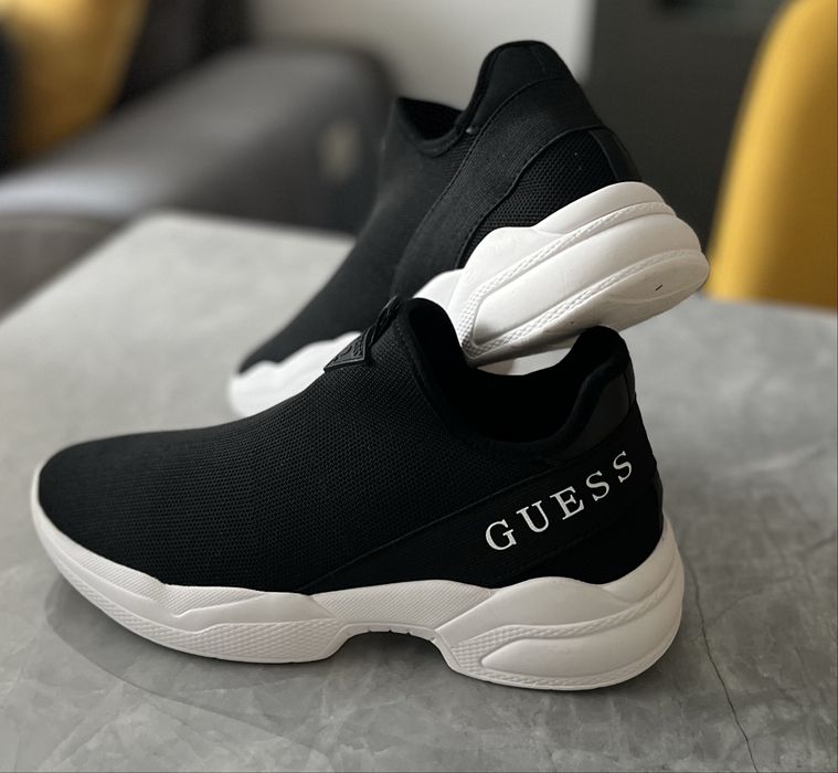 Нови маратонки Guess