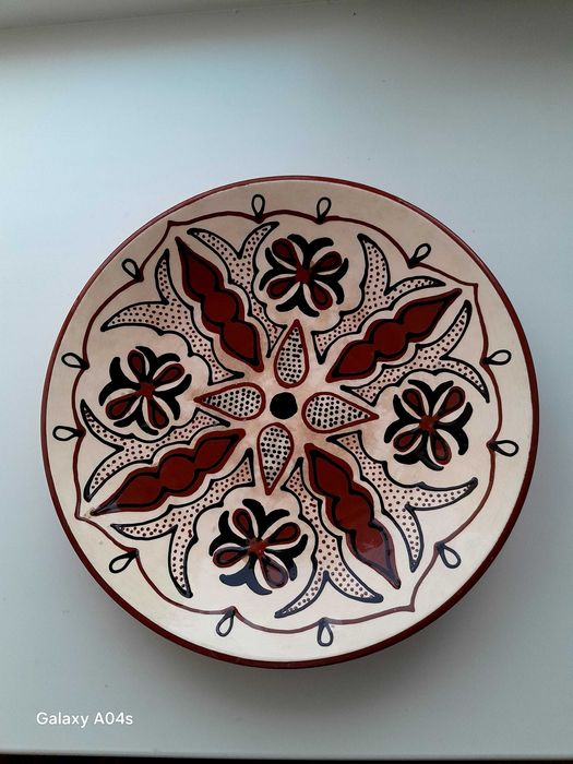 Продается поднос керамический