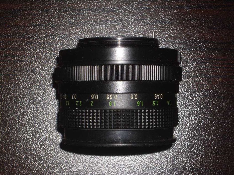 Продавам класически фотоапарат Pentacon Praktica MTL 3