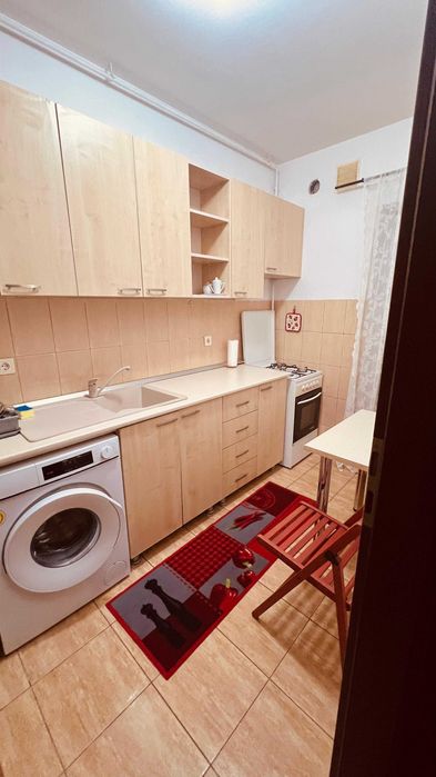 Inchiriez garsonieră modernă – Răsărit de Soare, Titan – 33 mp