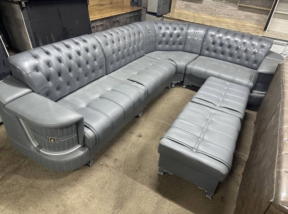 Ugalok Chester 370$